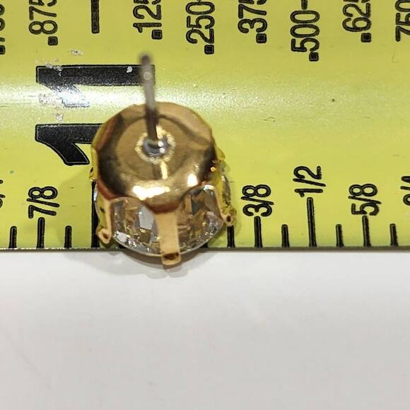 Brilliant Round Cut Stud Earrings 4 CTW 14 kt Gold Plated, Beautiful! - Picture 12 of 12